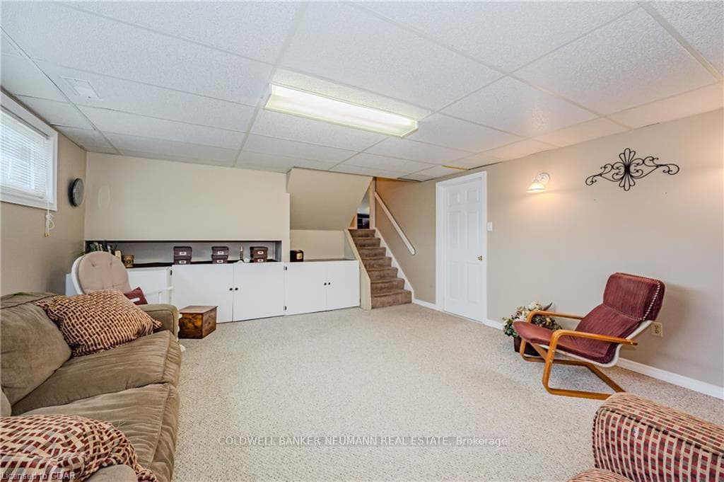 44 Queensdale Crescent photo 23