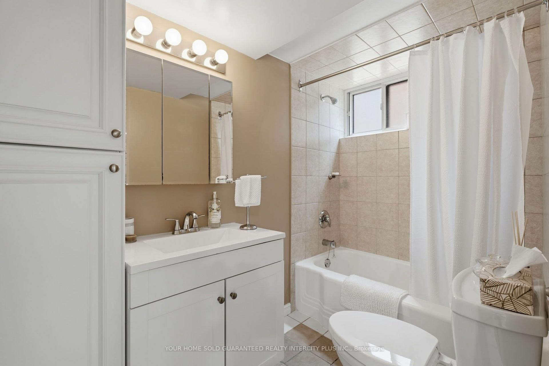 549 Rustic Road photo 26