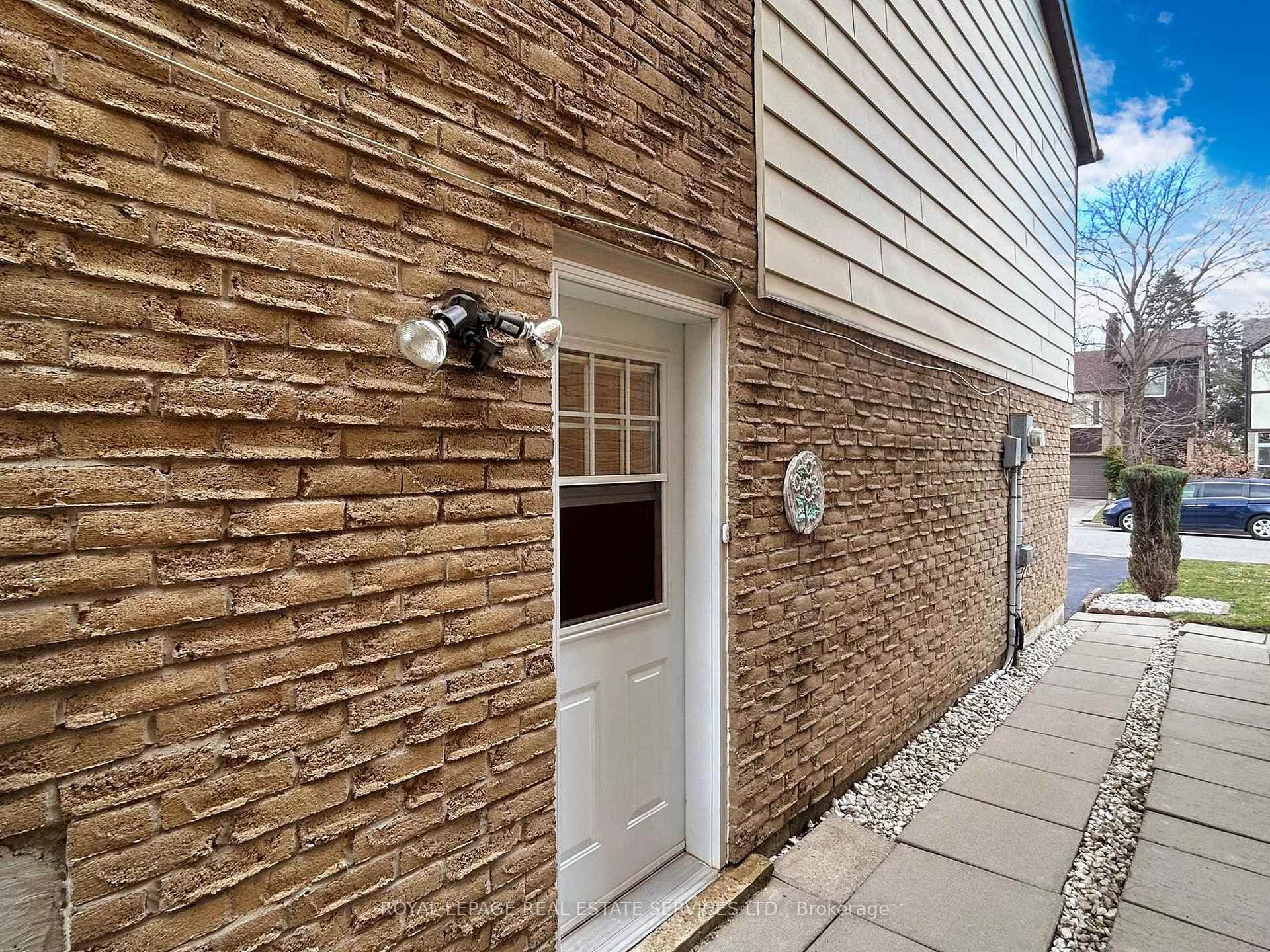 Separate Side Entrance