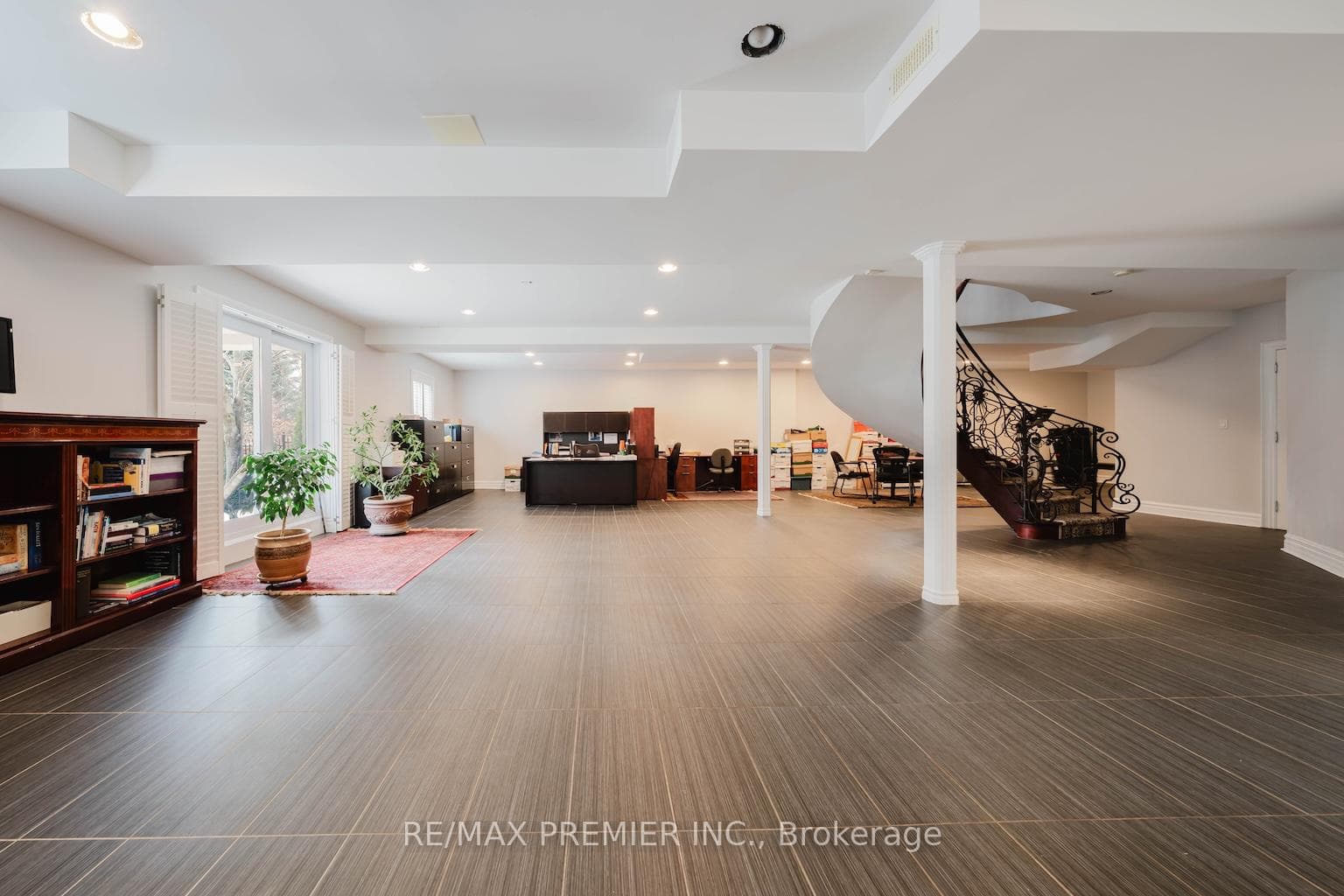 Walk-Out Open-Concept Rec Room