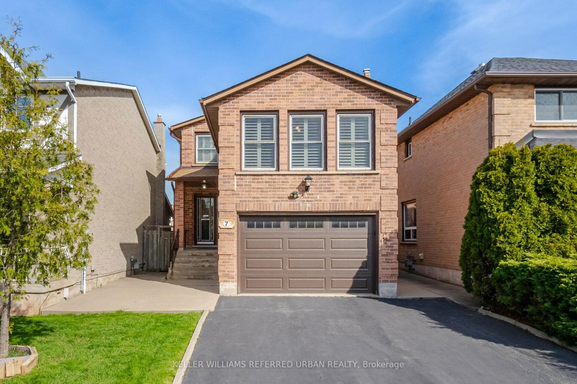 7 Russet Court photo 1