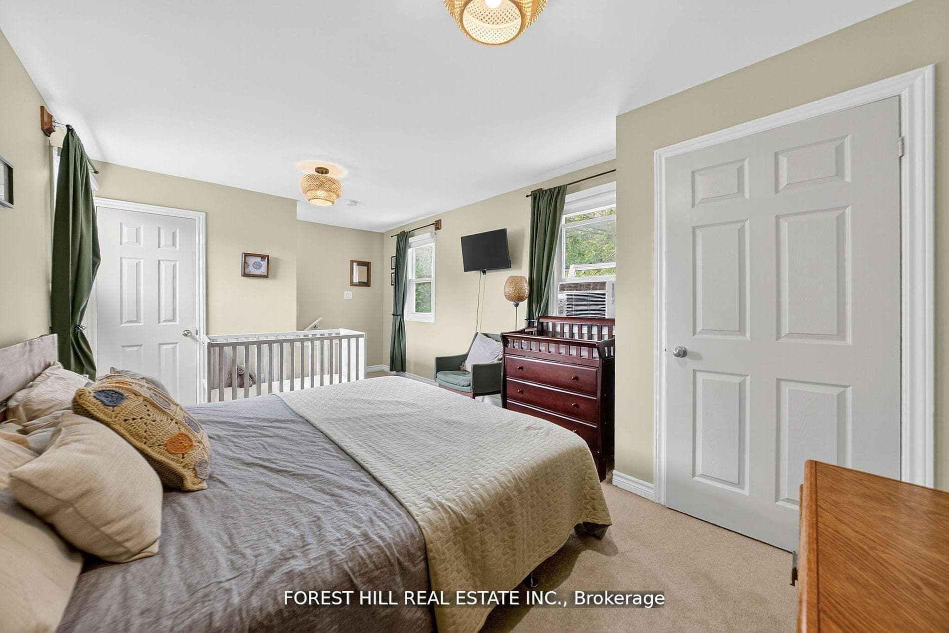 38 Scotia Avenue photo 12