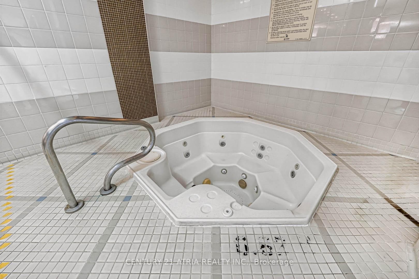 23 Hollywood Avenue Unit 808 photo 43
