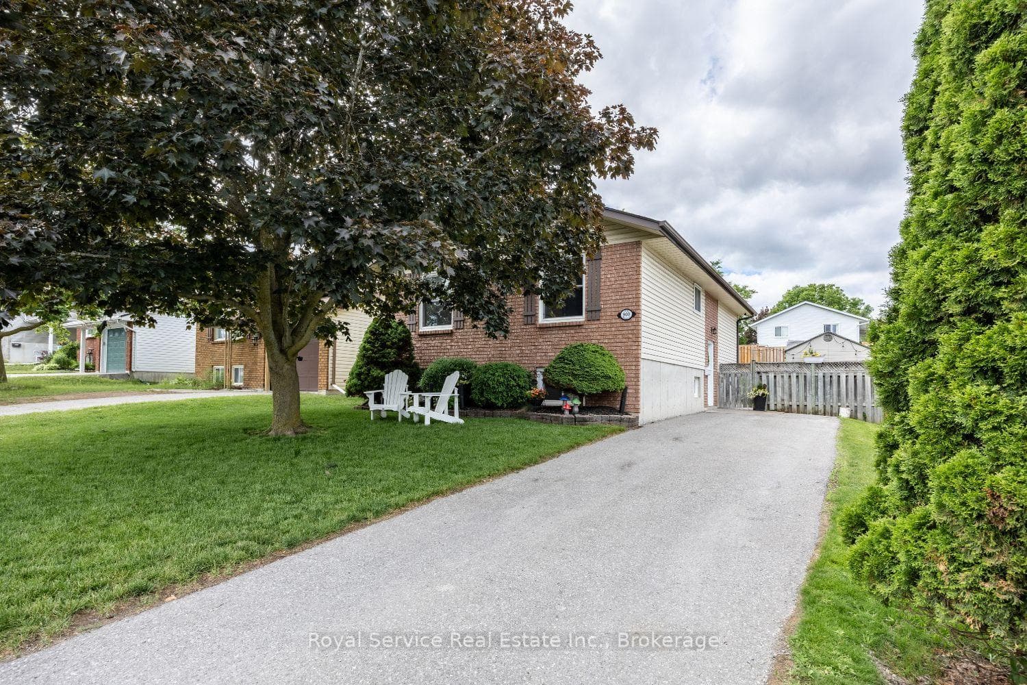 900 Stewart Dr is your next Home Sweet Home!!!!