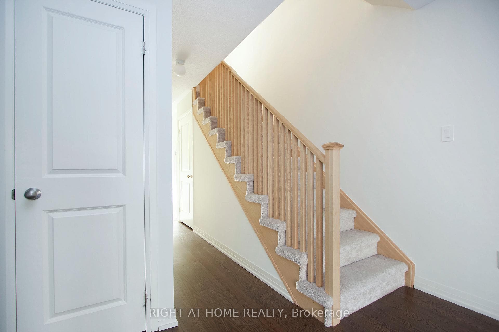 17 Queen Alexandra Lane photo 13