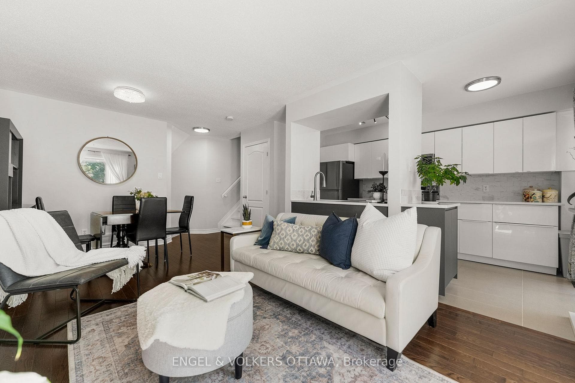 8 Crampton Drive photo 9
