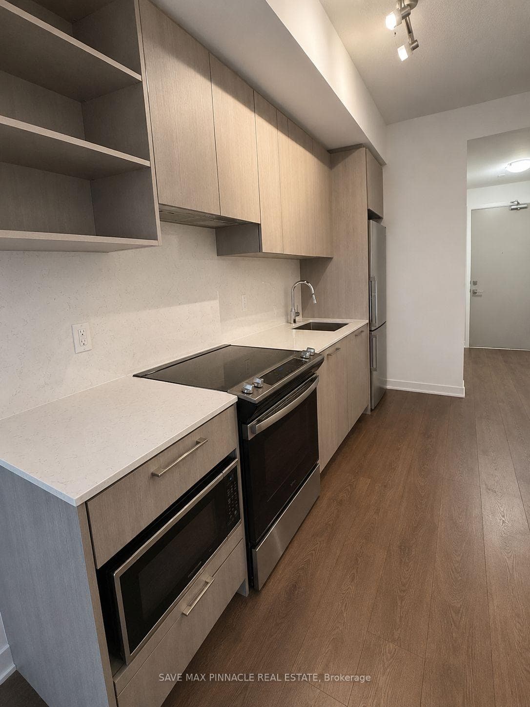 260 Malta Avenue Unit 405 photo 7