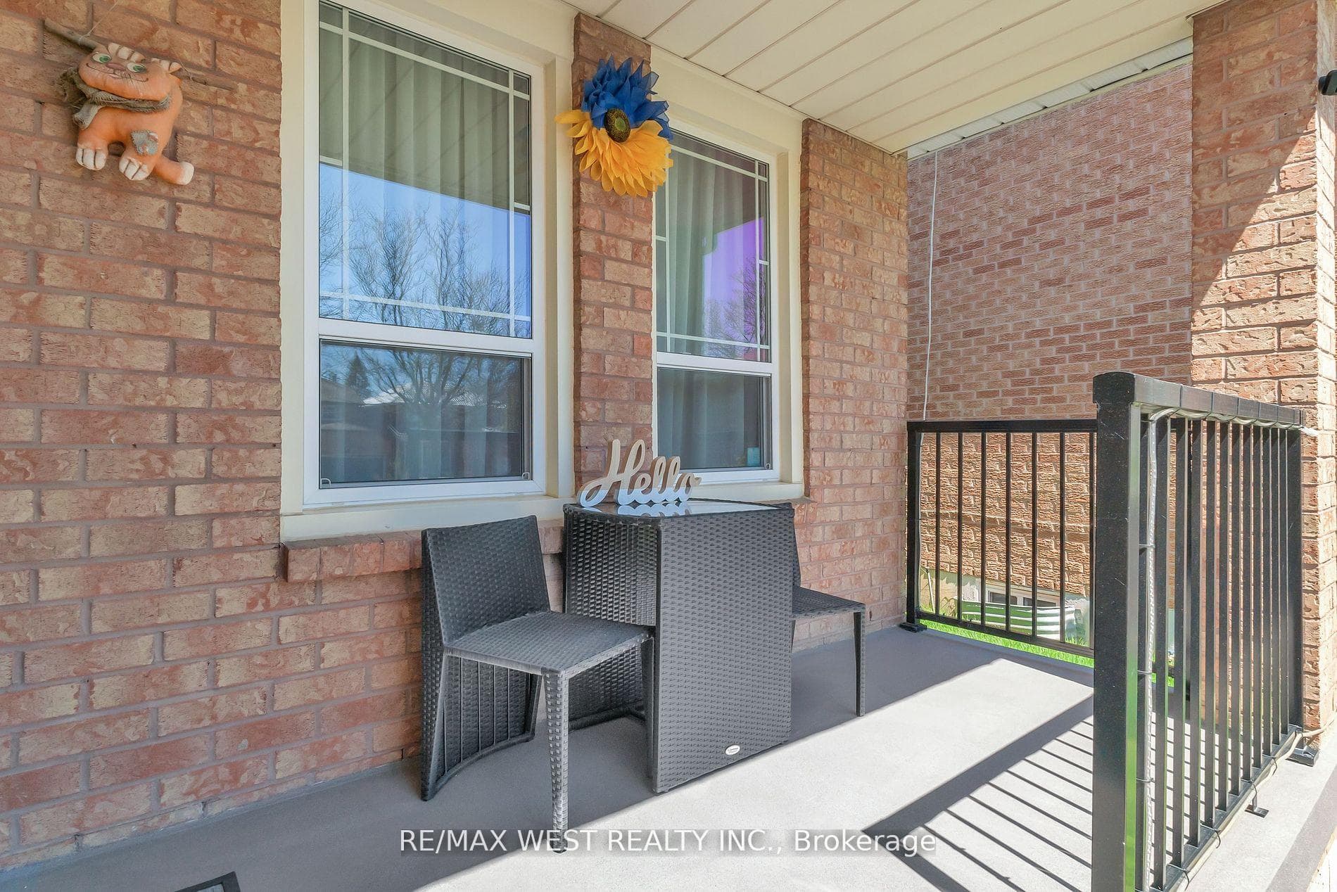 132 Flowertown Avenue photo 2