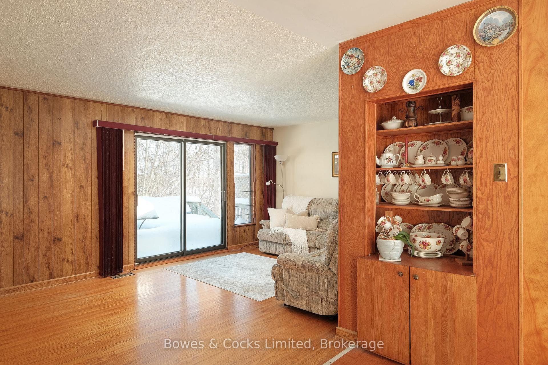 1227 Algonquin Boulevard photo 5