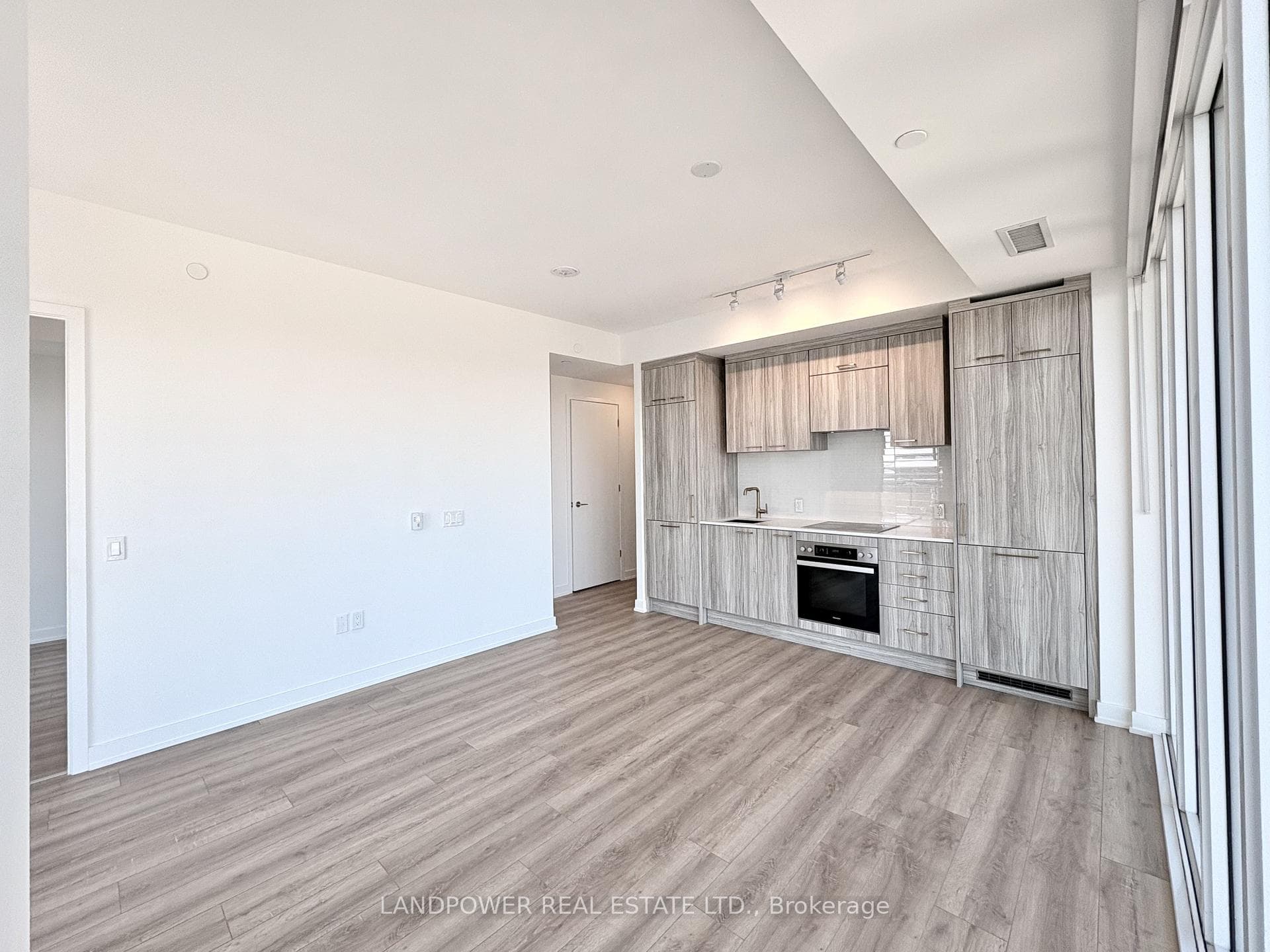 634 Church Street Unit 2805 photo 4