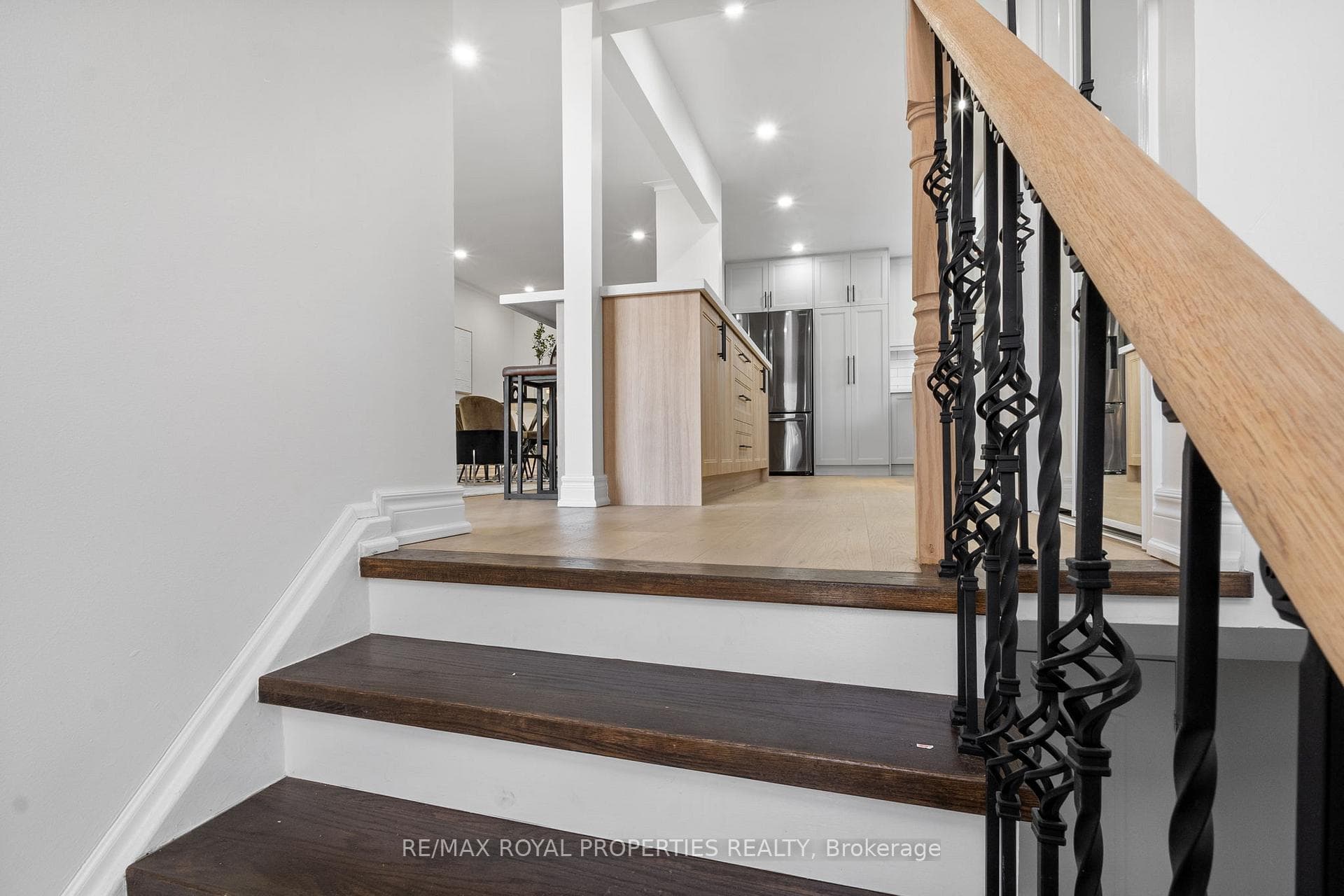 304A Aylesworth Avenue Unit ON photo 7