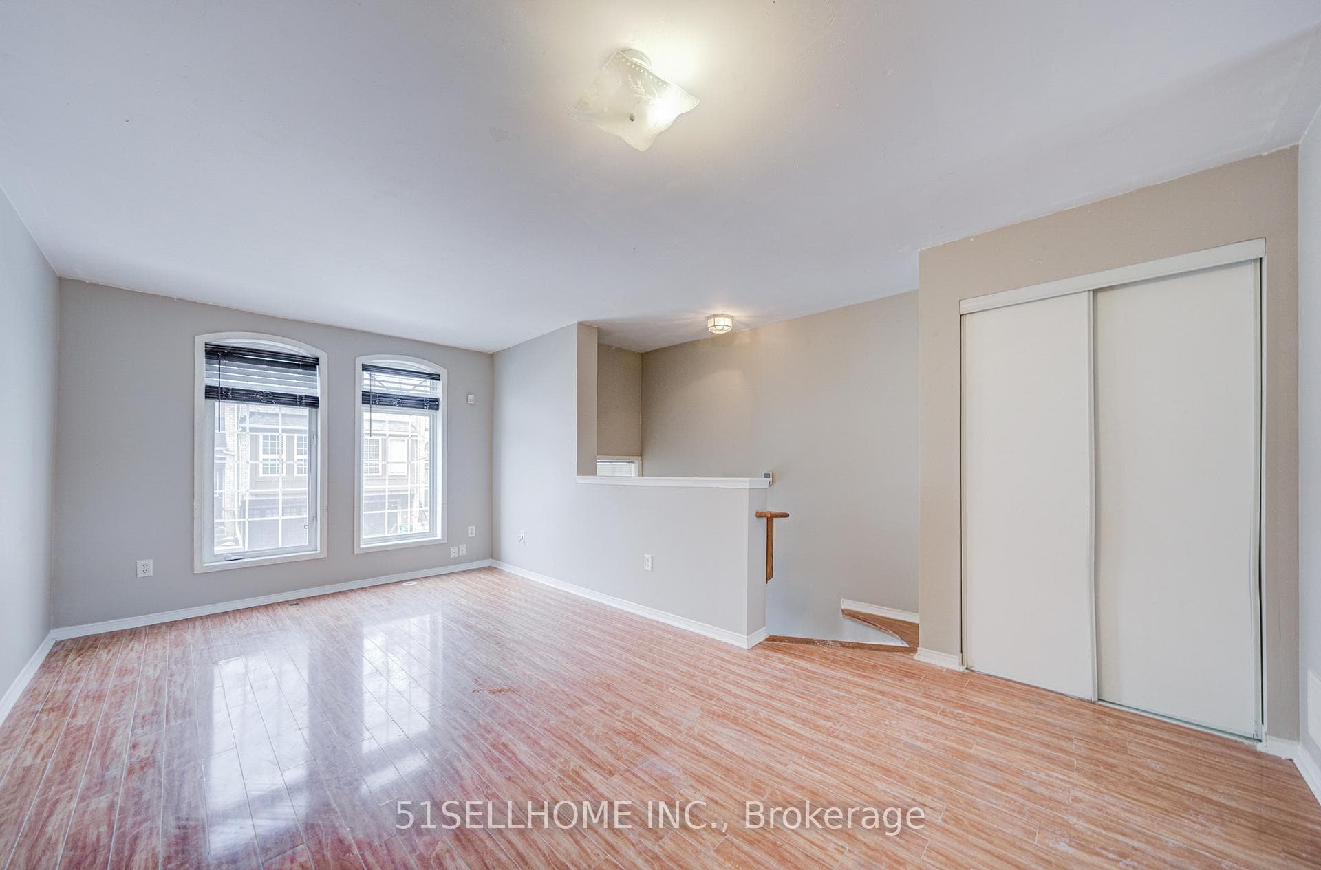 50 Strathaven Drive Unit 18 photo 6