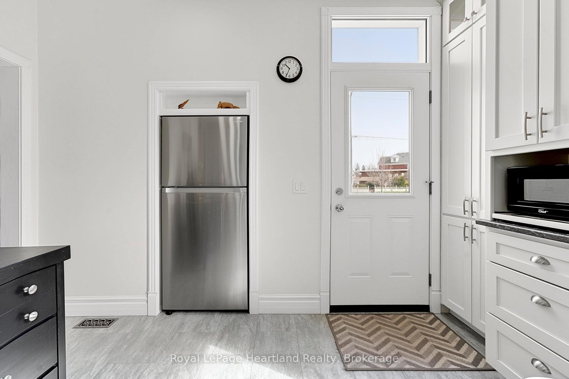 67 Elgin Avenue photo 12