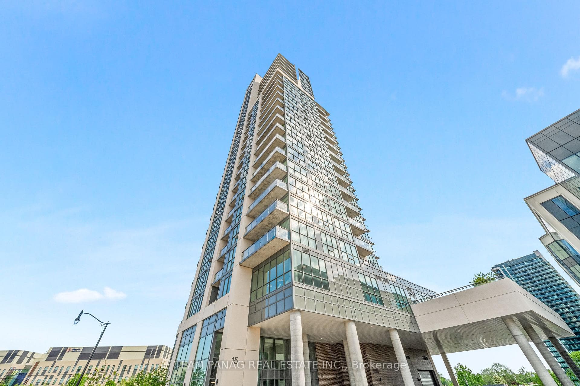 15 Lynch Street Unit 1406 photo 1
