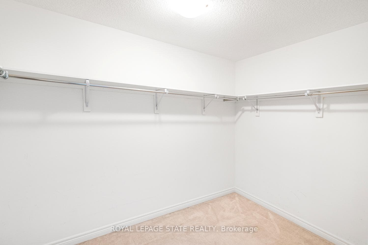 19 Bradbury Road photo 32