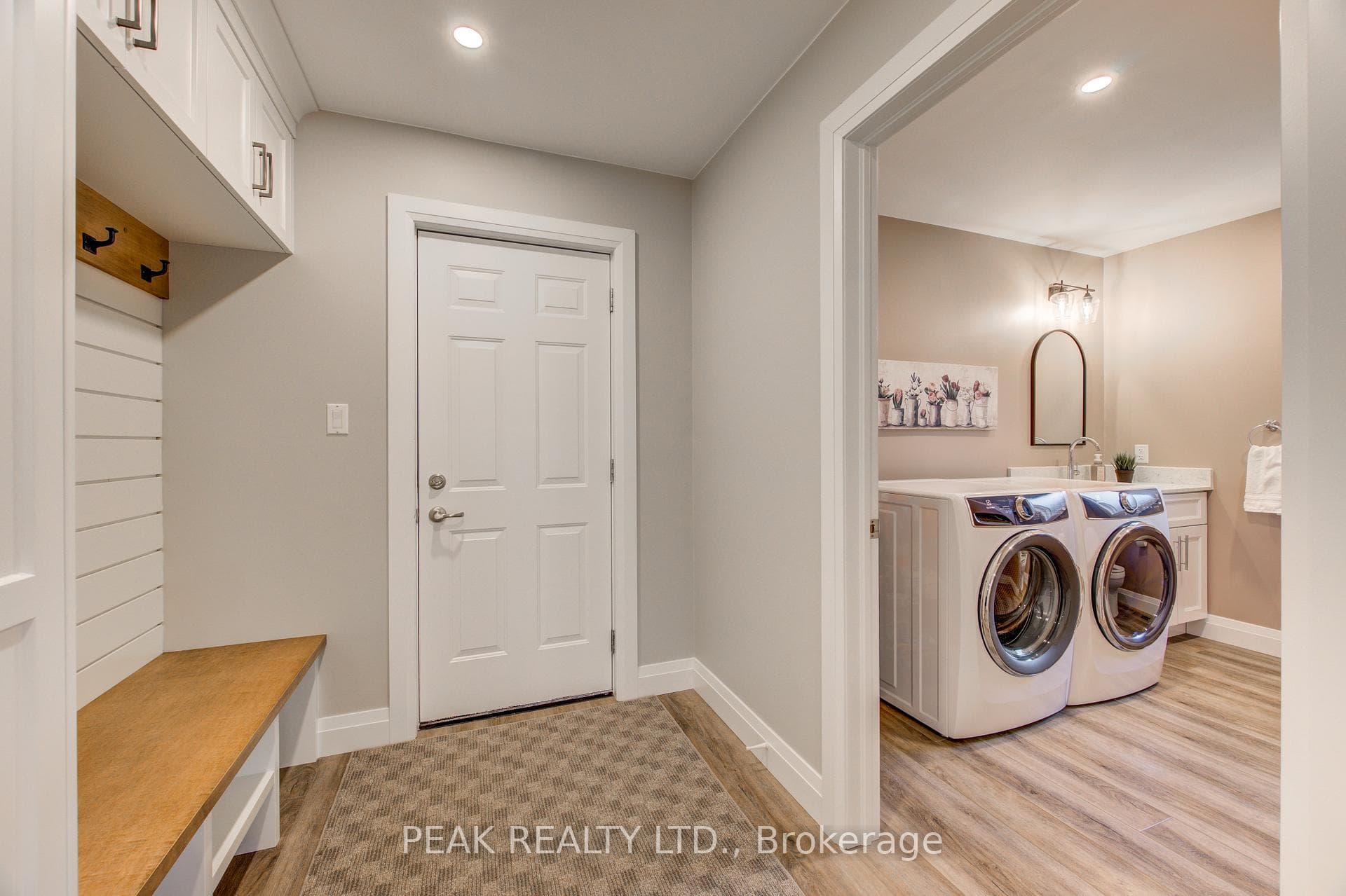 250 Westwood Avenue photo 27