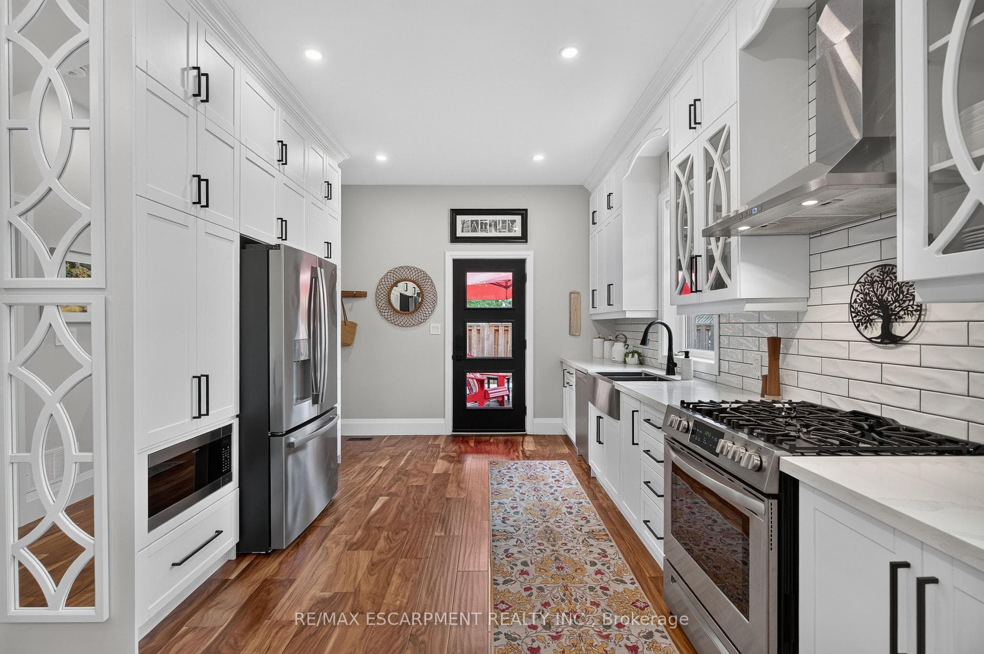 122 Stuart Street photo 14