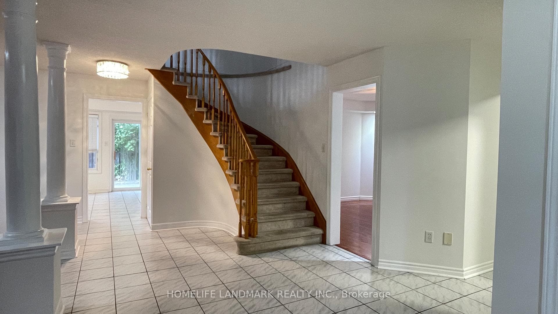 10 Carley Crescent photo 5