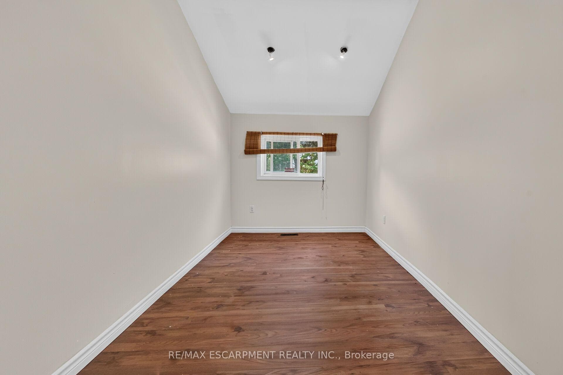 19 Barbara Drive photo 26