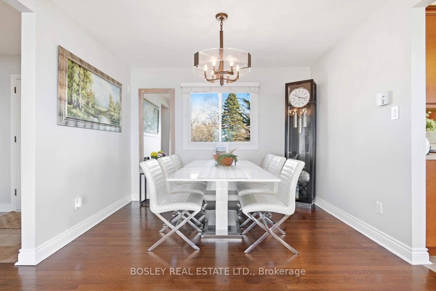 373 Victoria Beach Road photo 9
