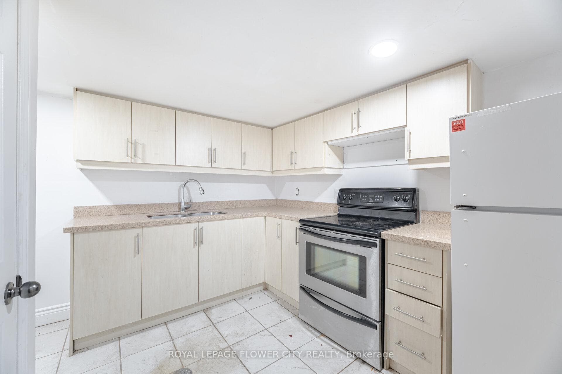 47 Burgby Avenue photo 42
