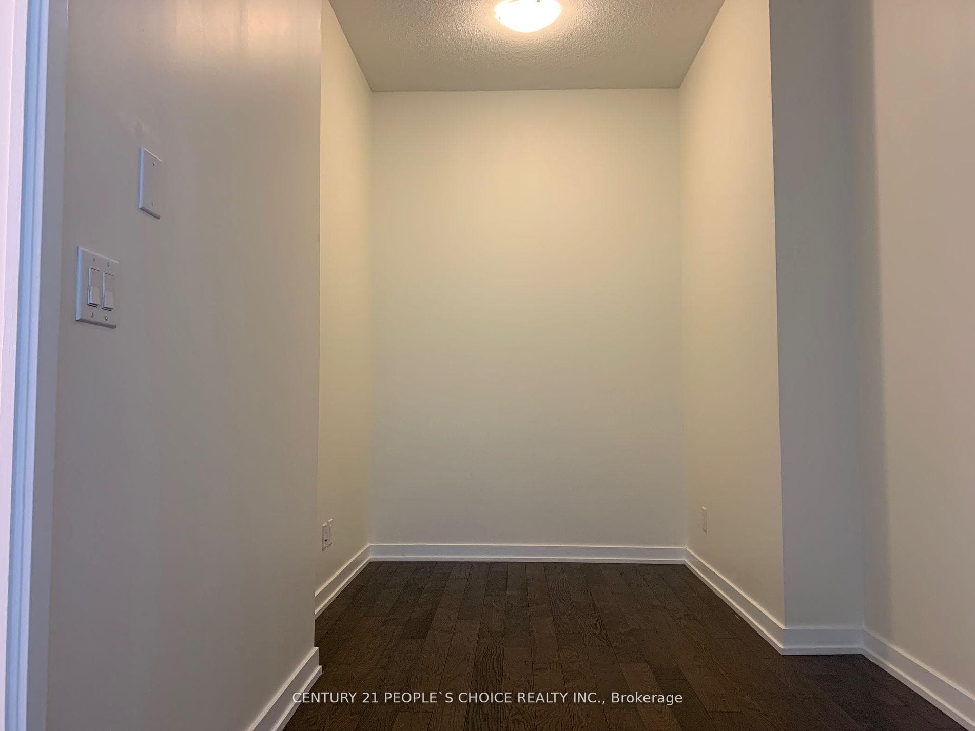 510 Curran Place Unit 601 photo 19