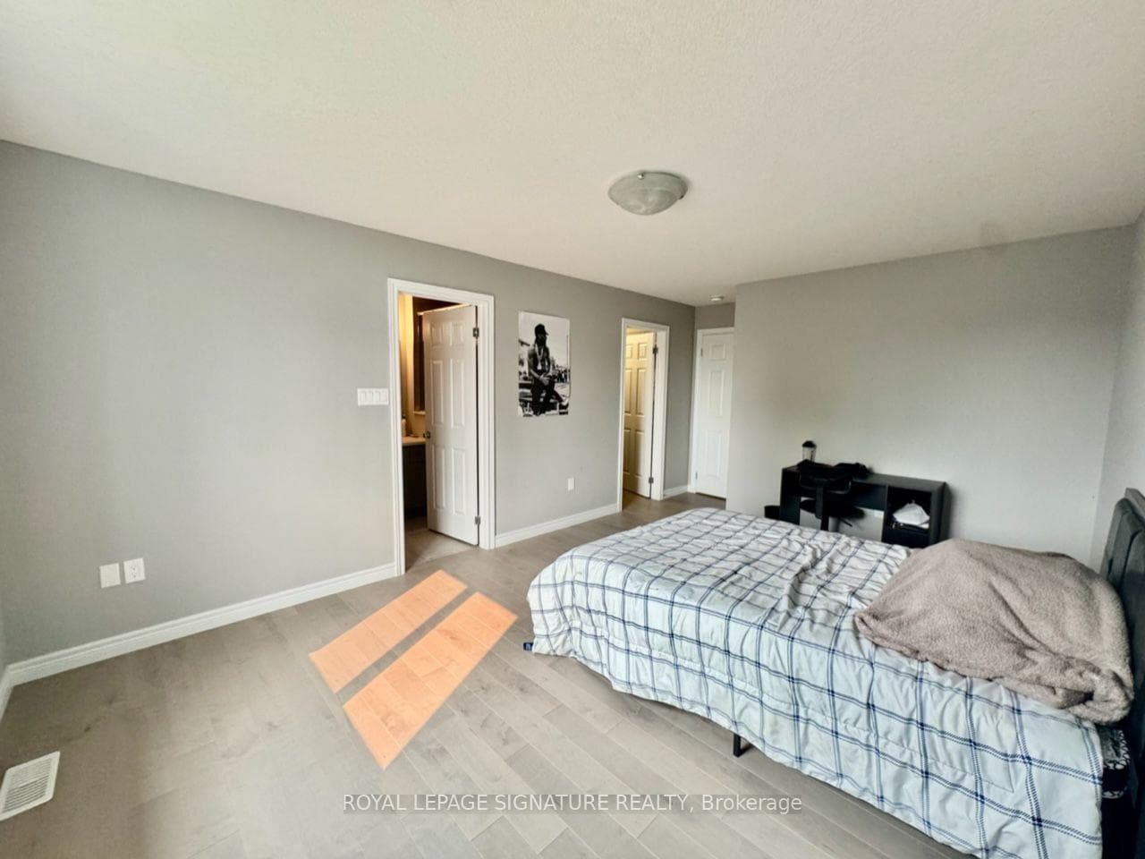 6 Lee Street photo 11