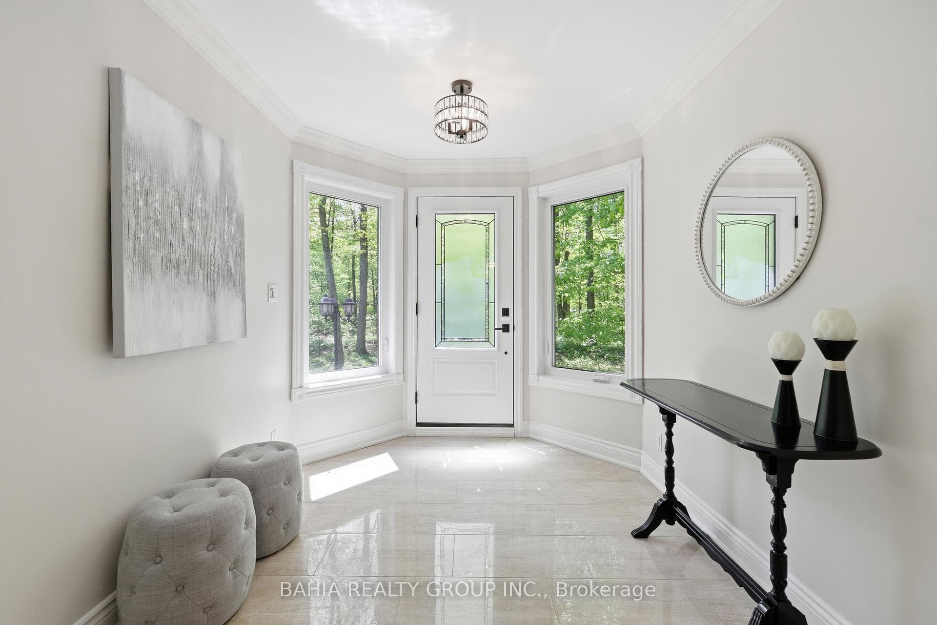 8663 Wood Close photo 9