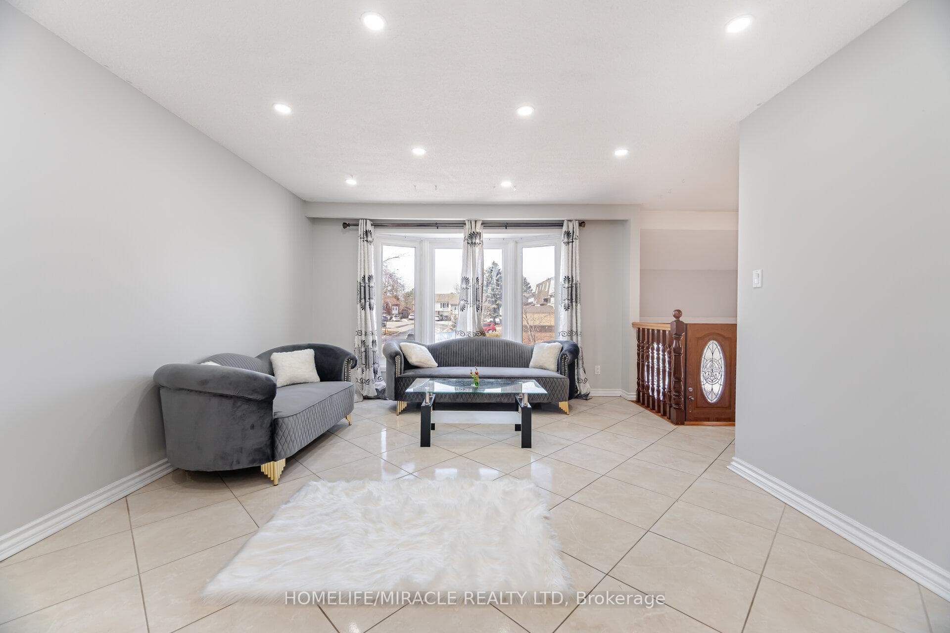 35 Bay Crest Drive photo 8