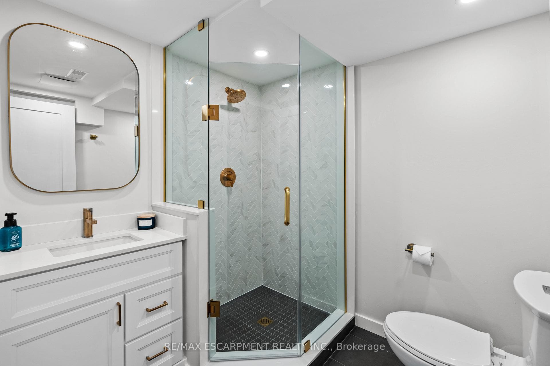 468 Mount Albion Road photo 26