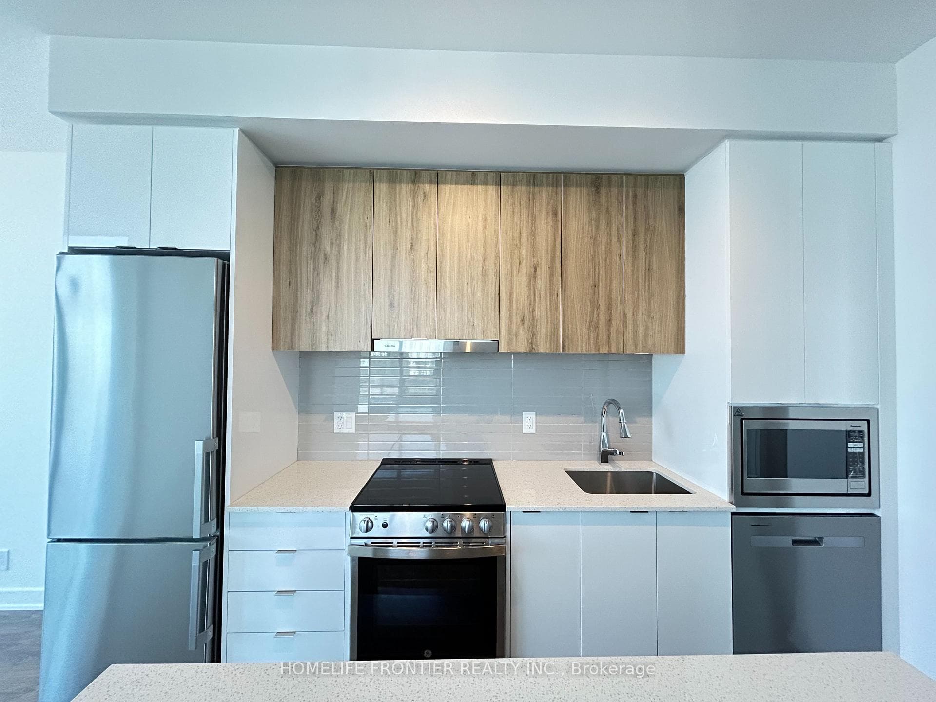 50 Upper Mall Way Unit 729B photo 7