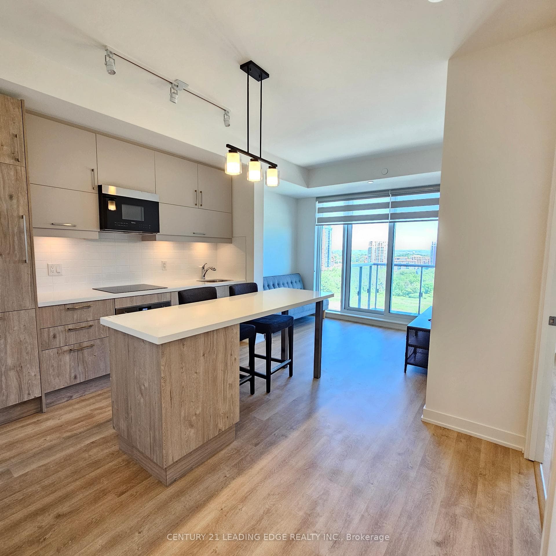 Kitchen with Island