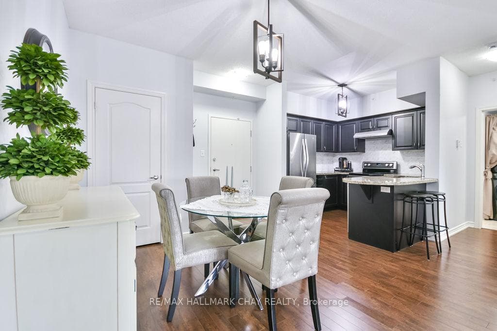 43 Ferndale Drive Unit 207 photo 12