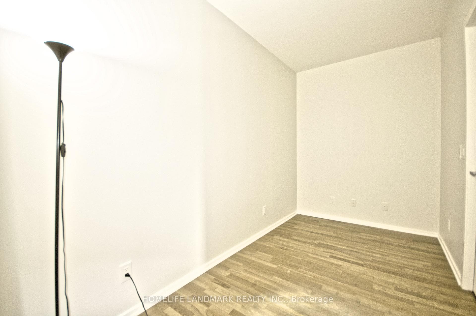 1 Bloor Street Unit 809 photo 19