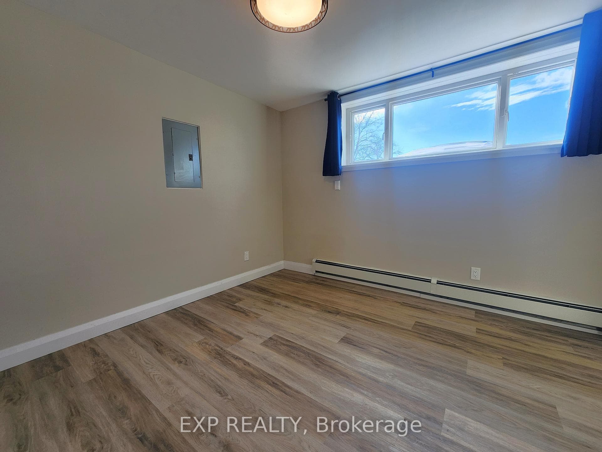 50 Fringewood Drive Unit 2 photo 7