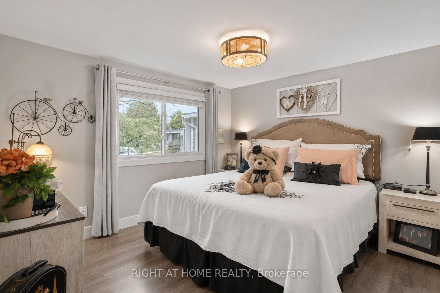 162 Mississauga Place photo 17