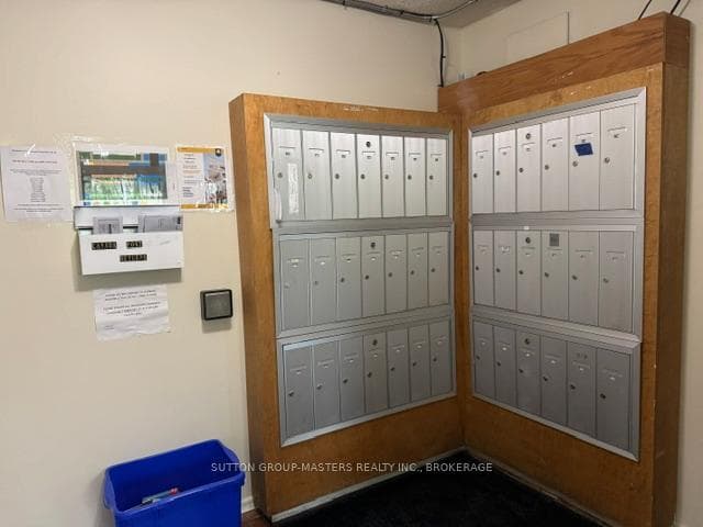 845 Milford Drive Unit 305 photo 3