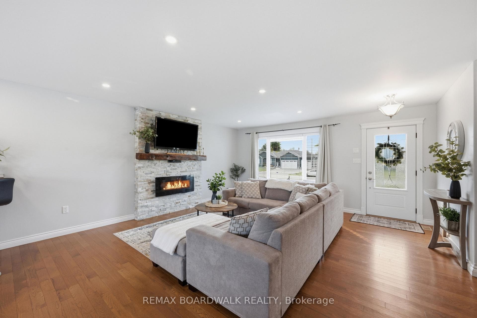 17 Albert Street photo 22