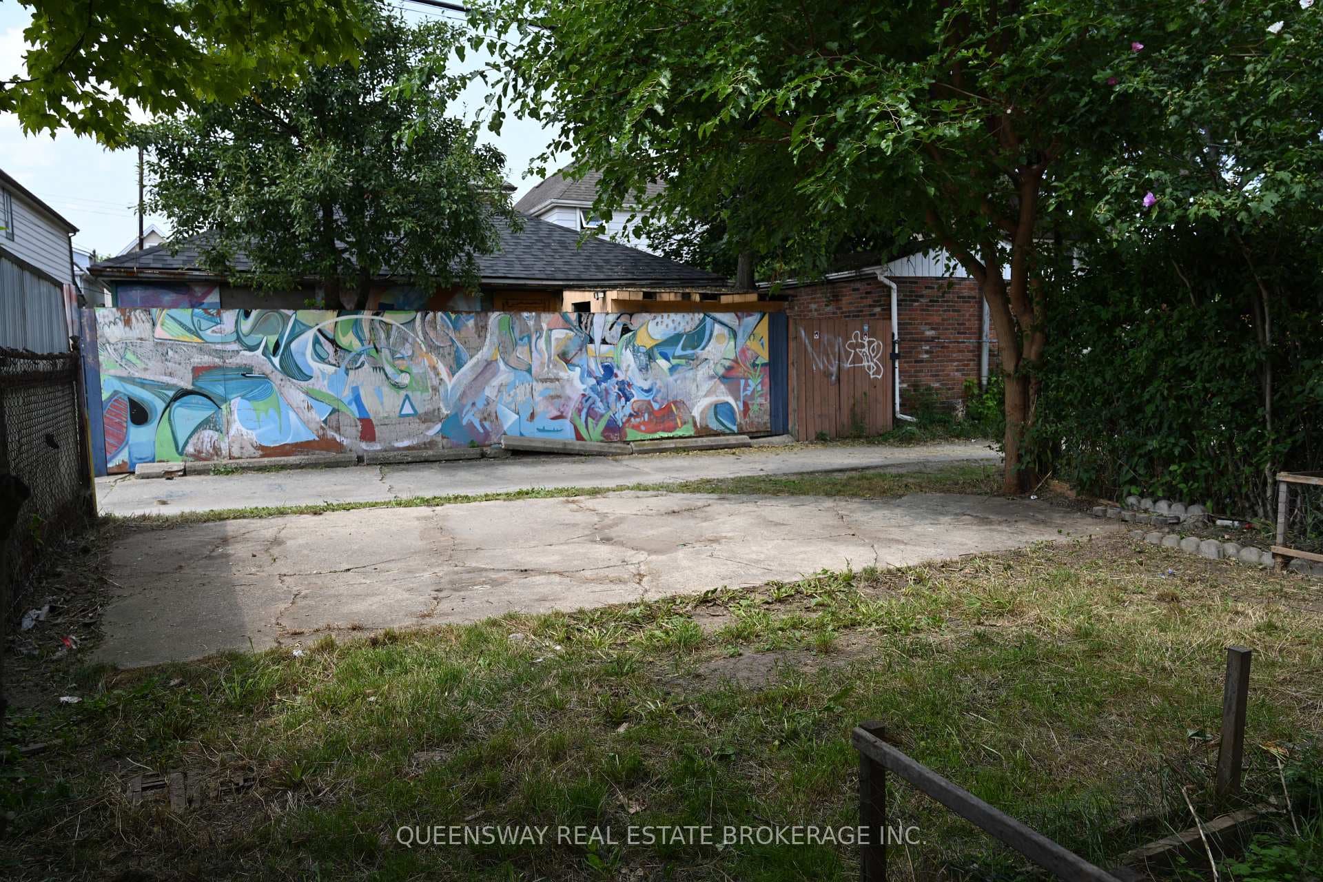 21 Kinrade Avenue photo 37