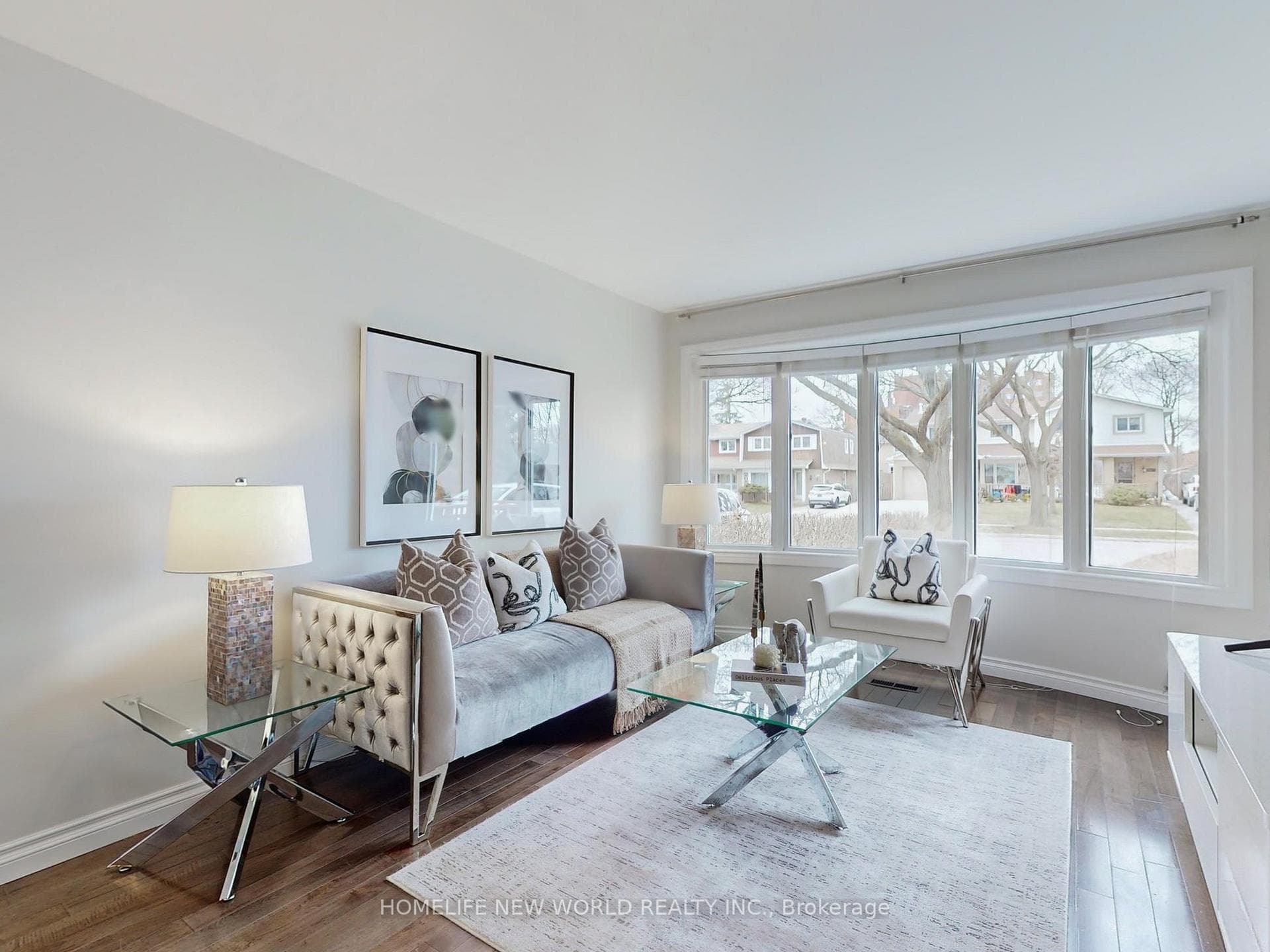 cozy living room with bay-window