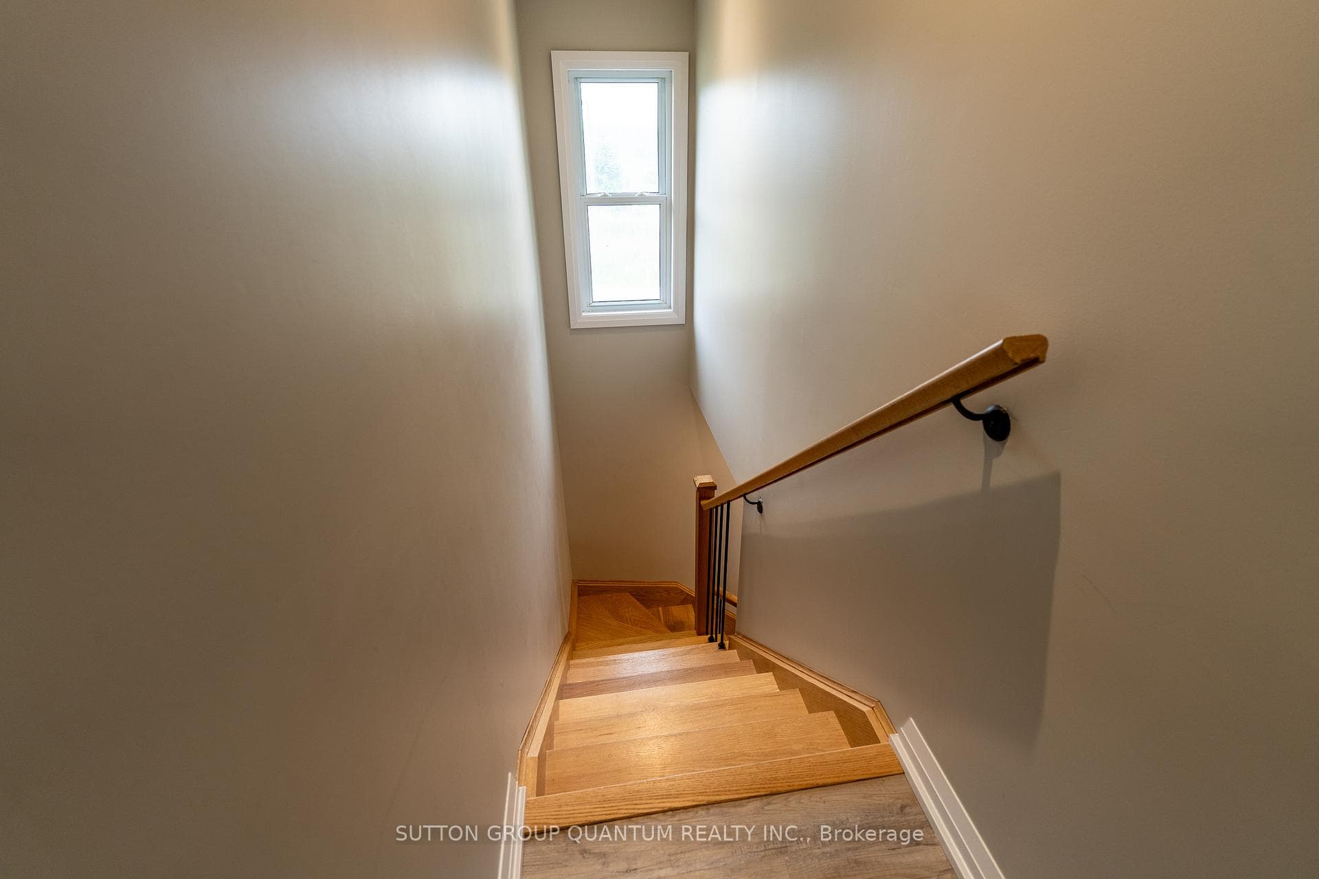 2118 Lakeshore Road photo 25