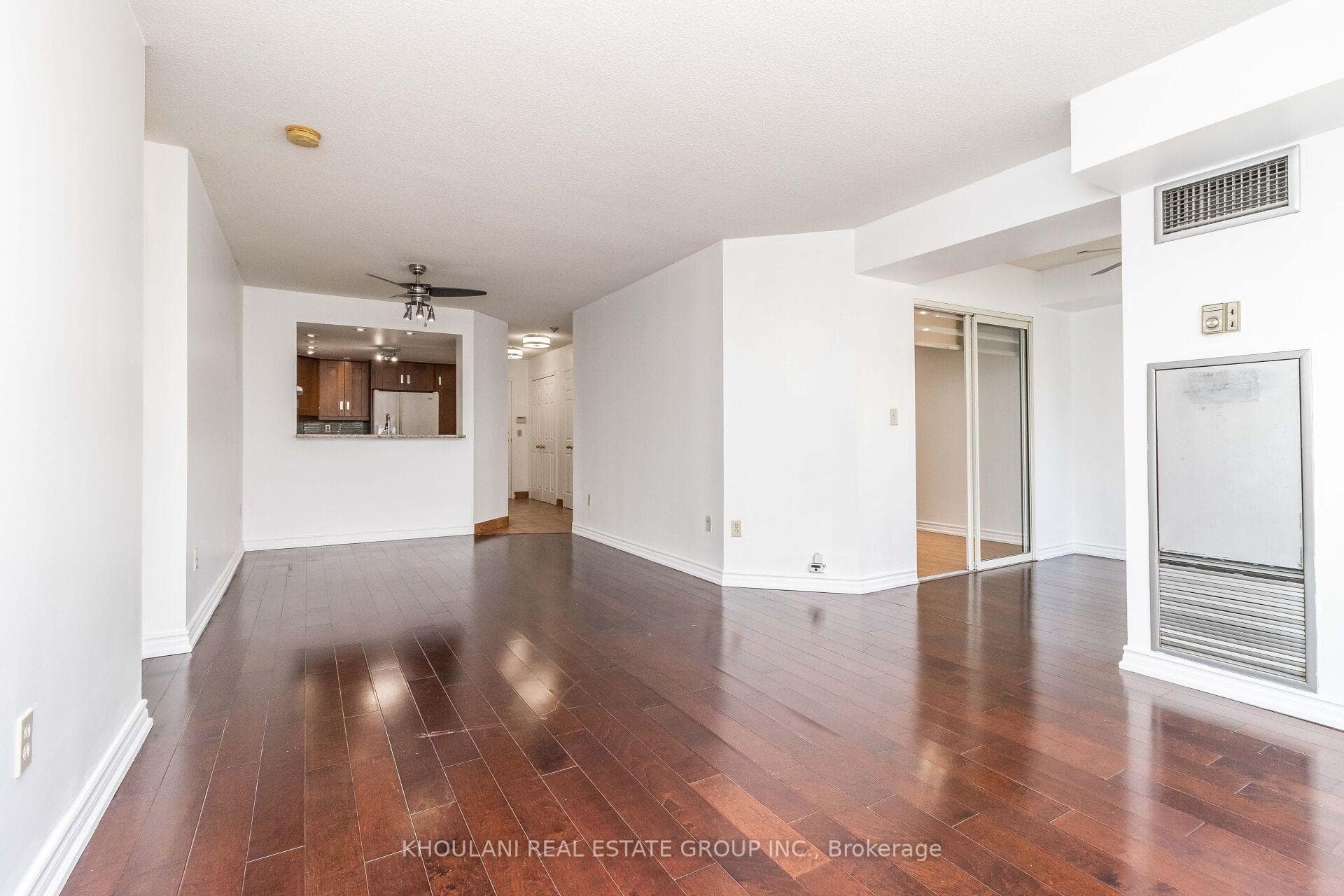 335 Webb Drive Unit 2006 photo 12