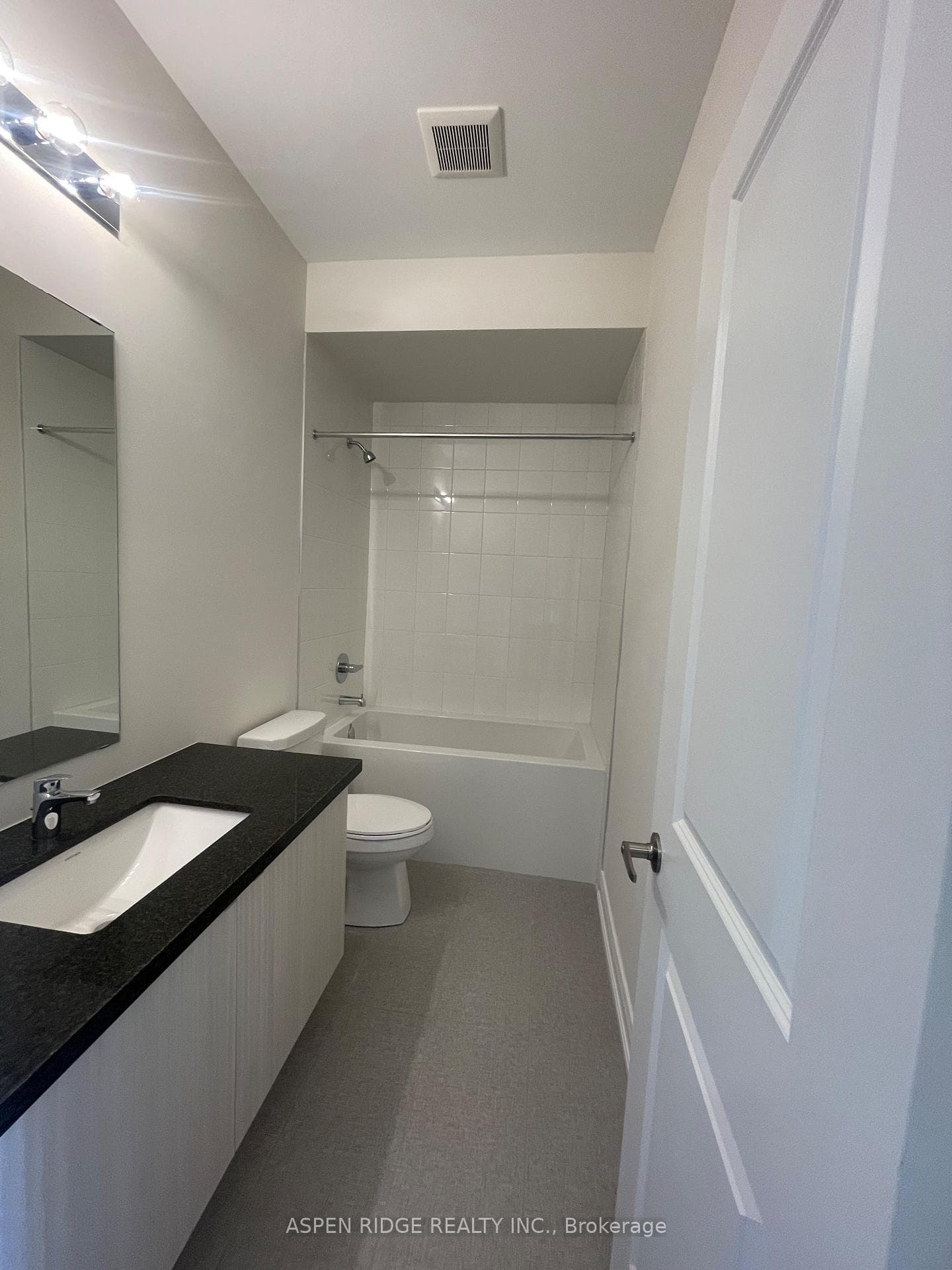 39 Jane Newlove Drive photo 27