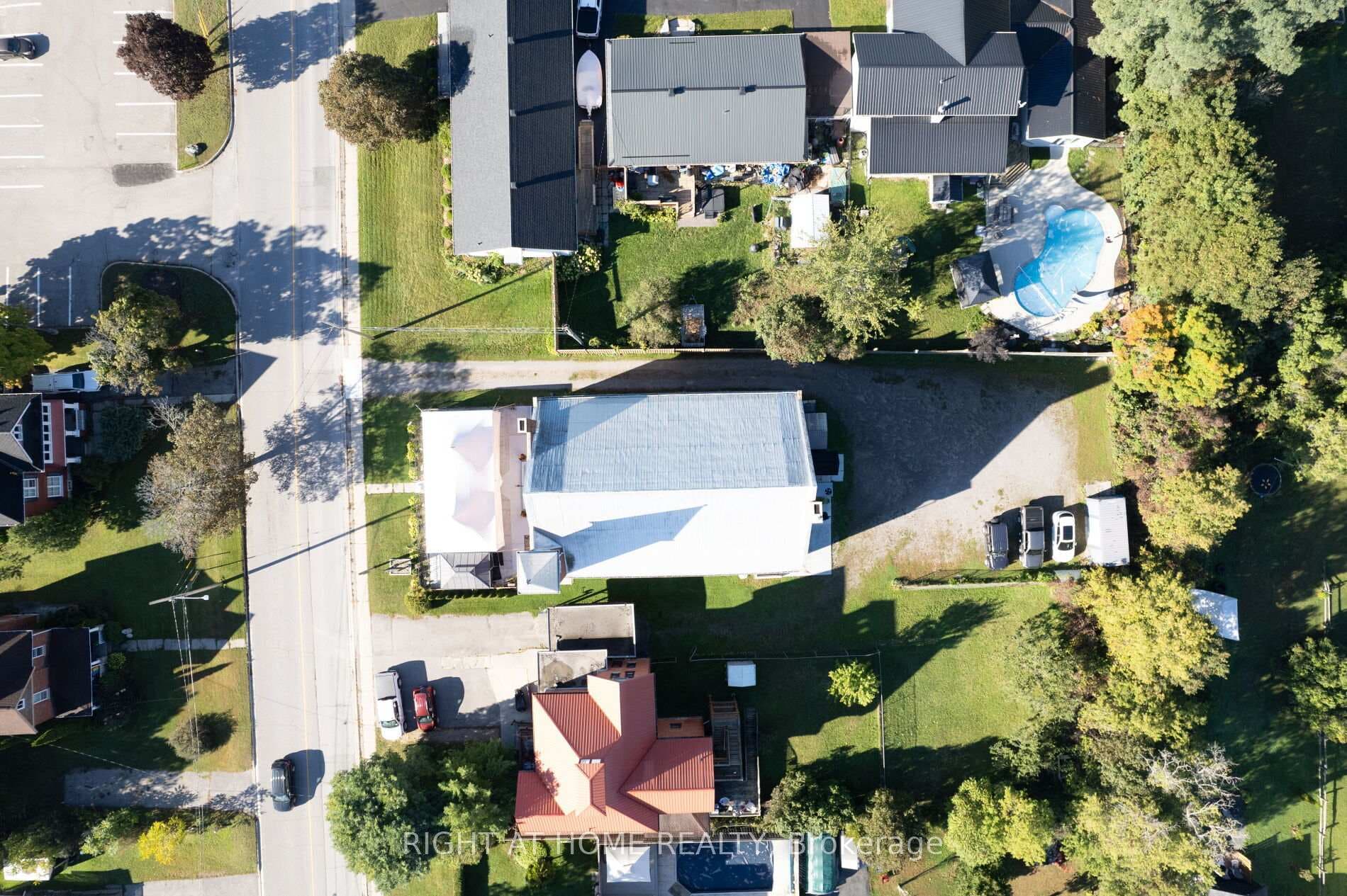 19 Albert Street photo 48