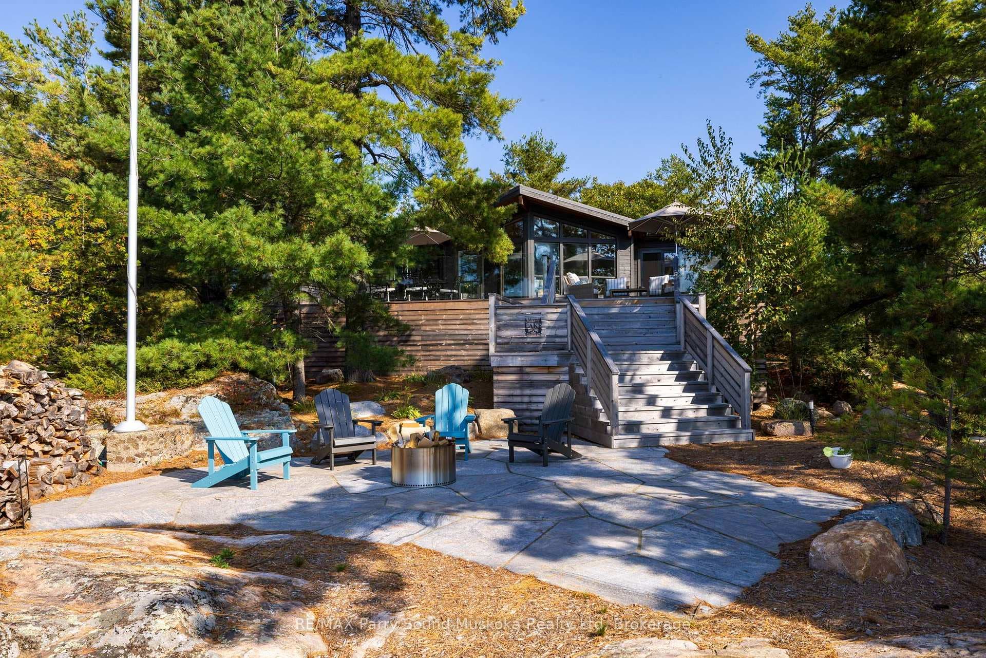 2 A258 (Blueberry Point) Island photo 3
