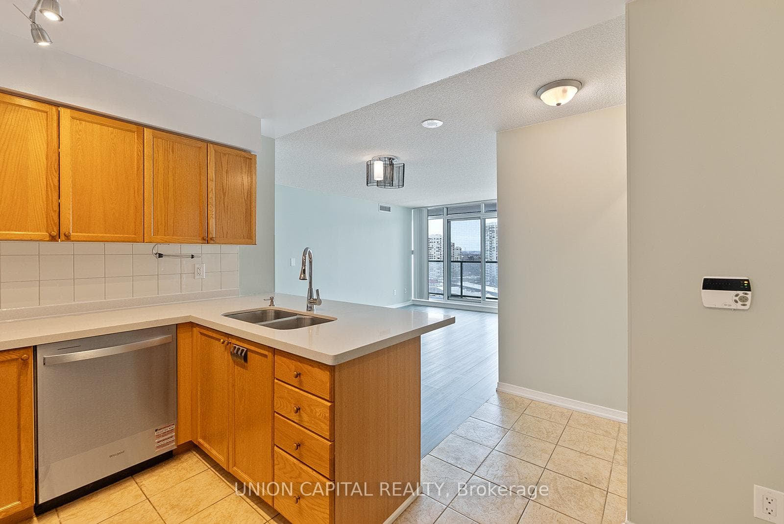 5508 Yonge Street Unit 1508 photo 2