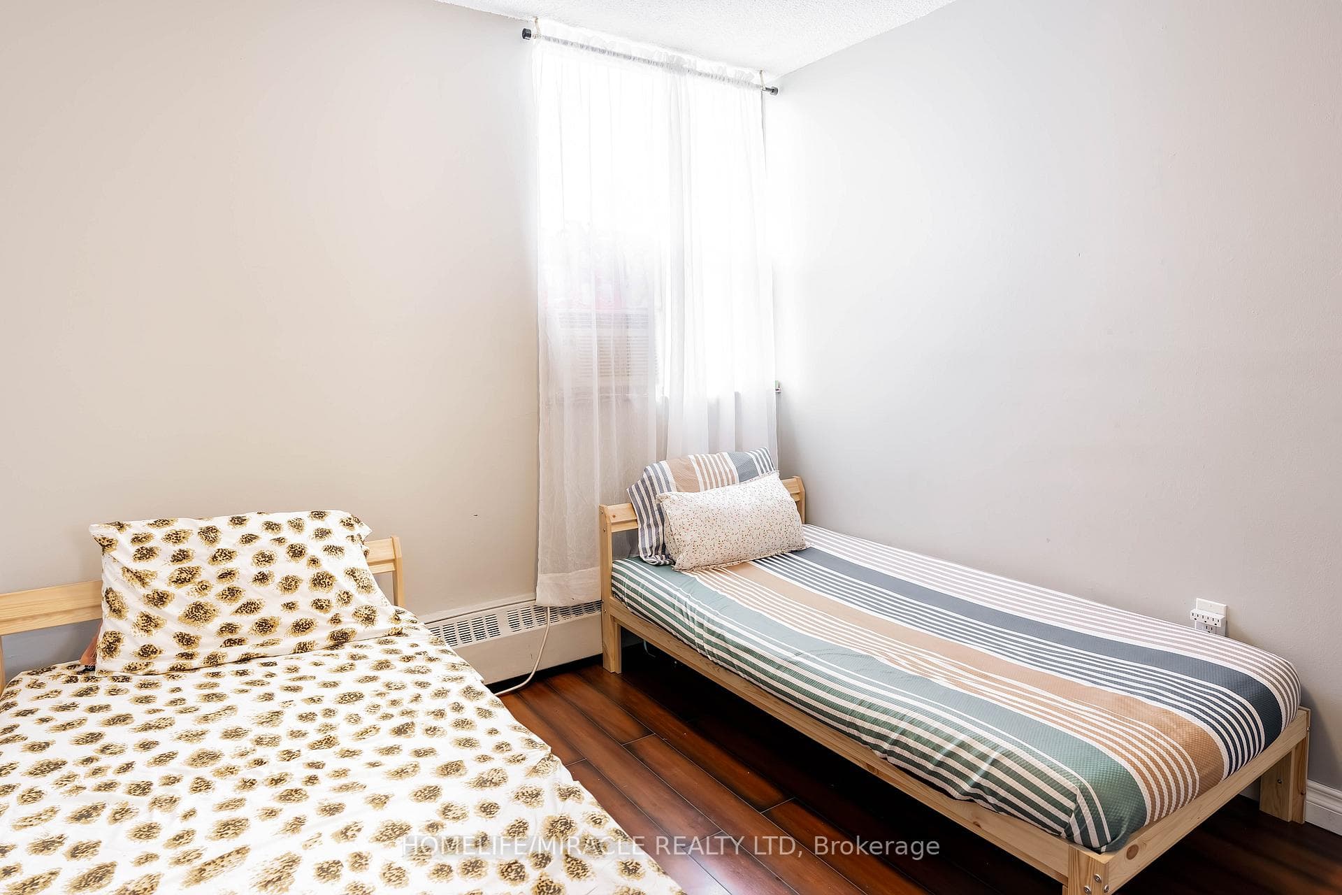 2645 Kipling Avenue Unit 404 photo 25