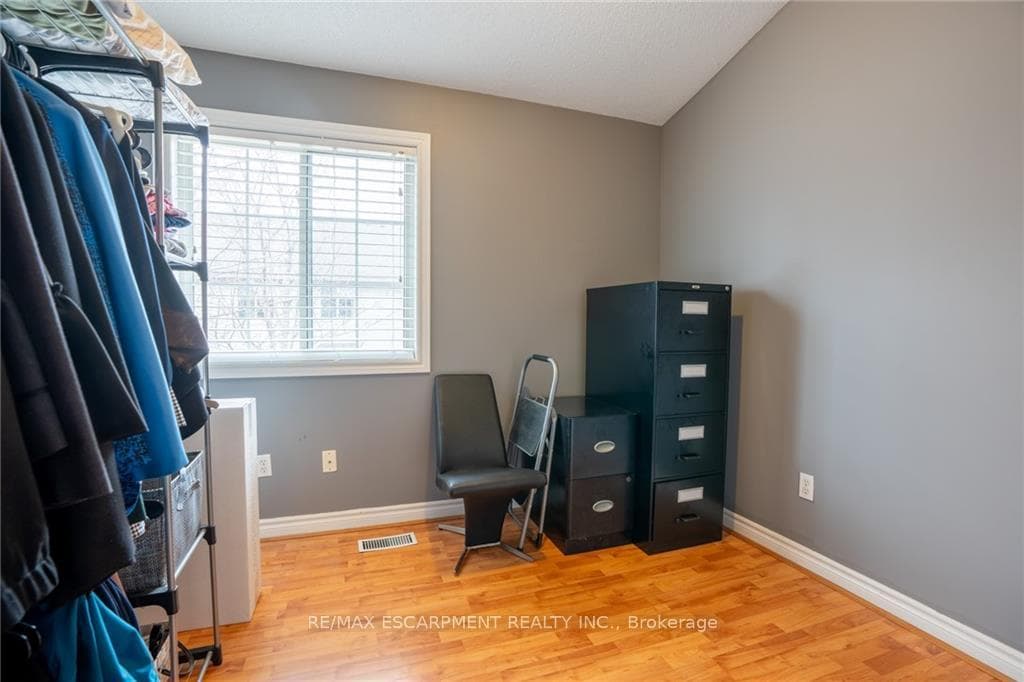 1361 Stephenson Drive photo 15