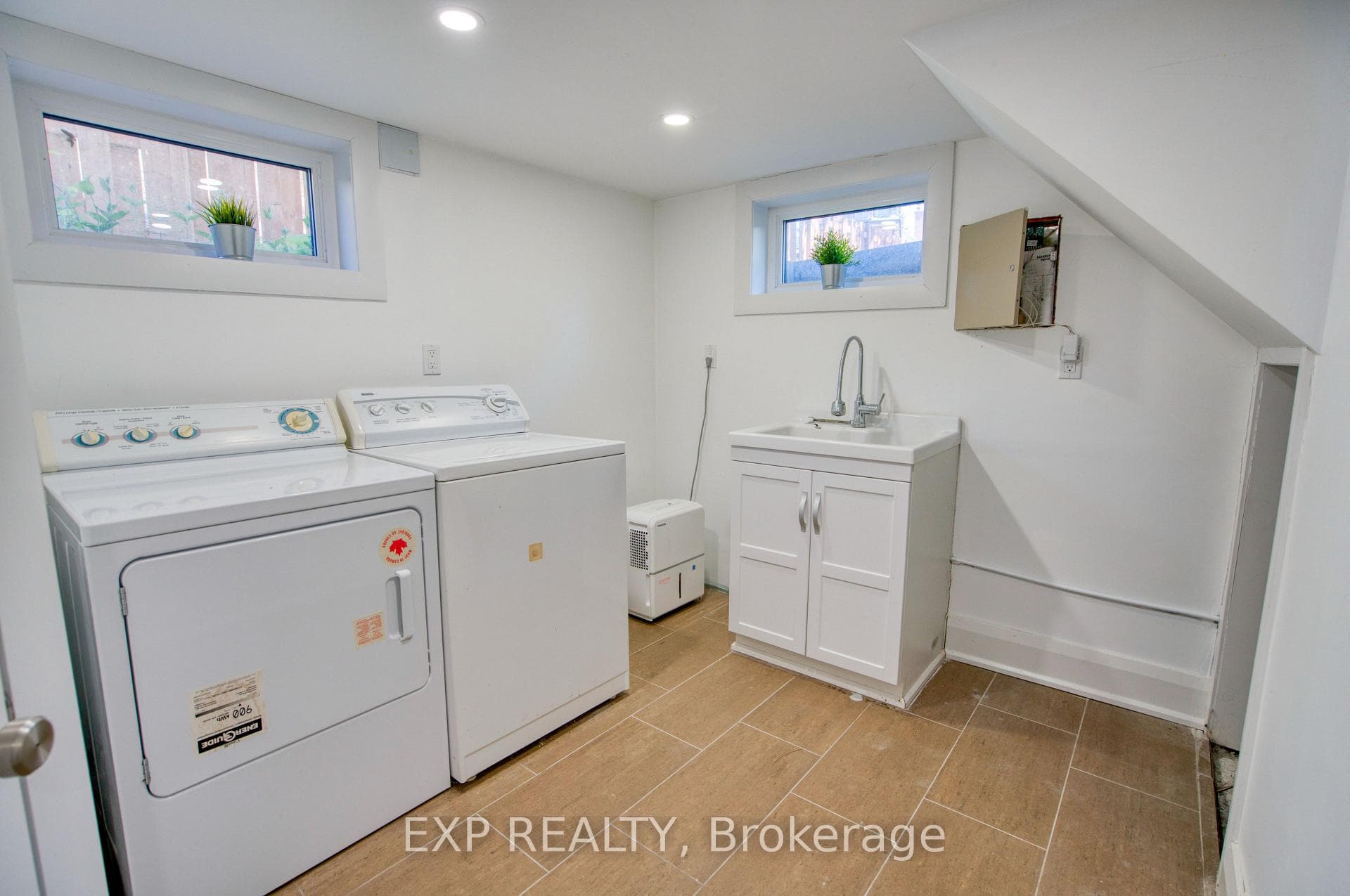 22 Mount Pleasant Avenue photo 37