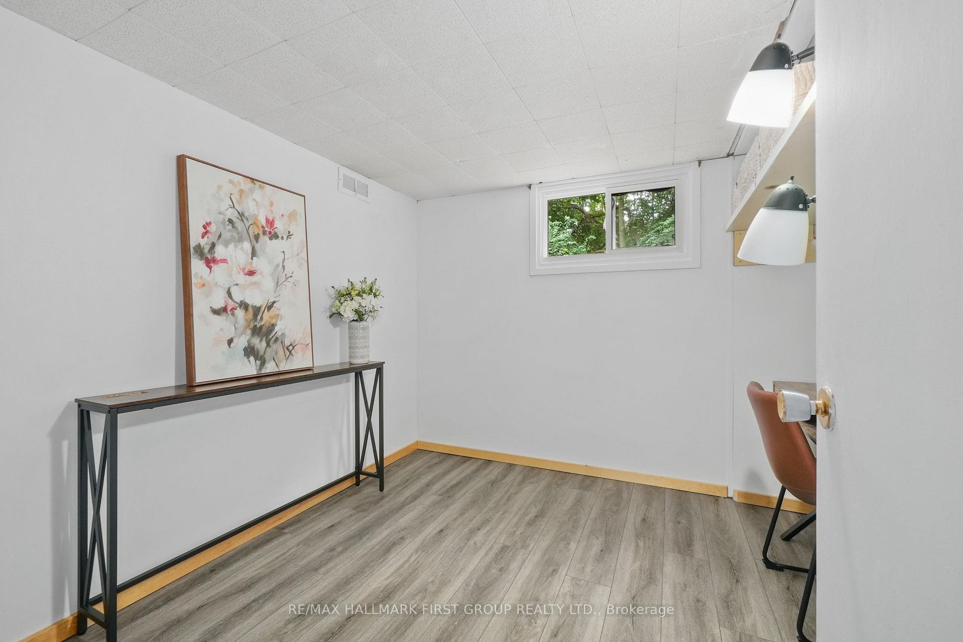 21 Orchard Avenue photo 27